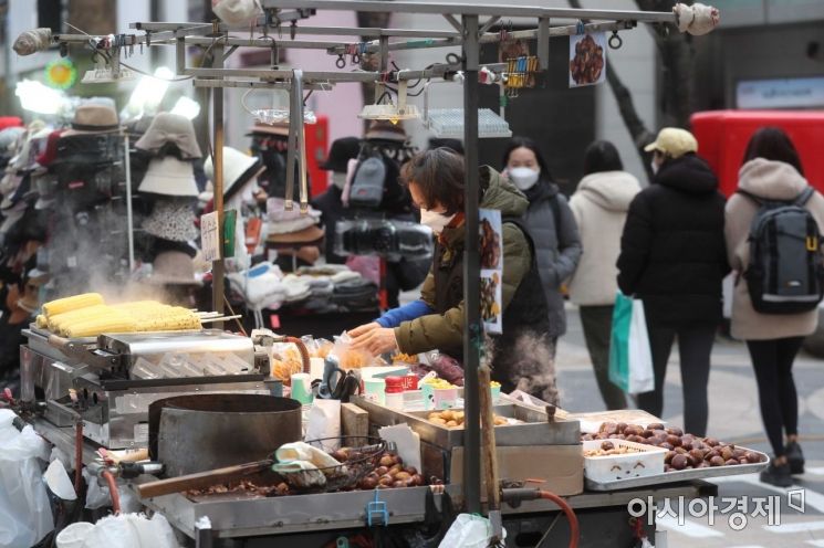국내 물가상승률 넉달째 3%대…OECD 상승률은 30년來 최고