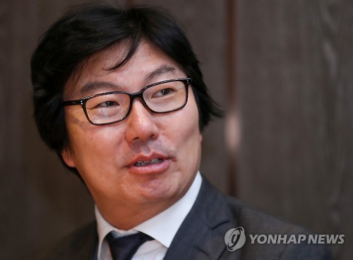 한국계 전 프랑스 장관, 서울 출장 때 직원 성추행 혐의로 또 조사