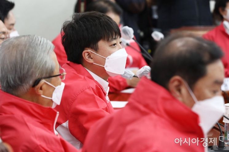 이준석 "이재명 아들 간 마사지 업소와 차원 다른 곳…허위 사실 유포 고소"