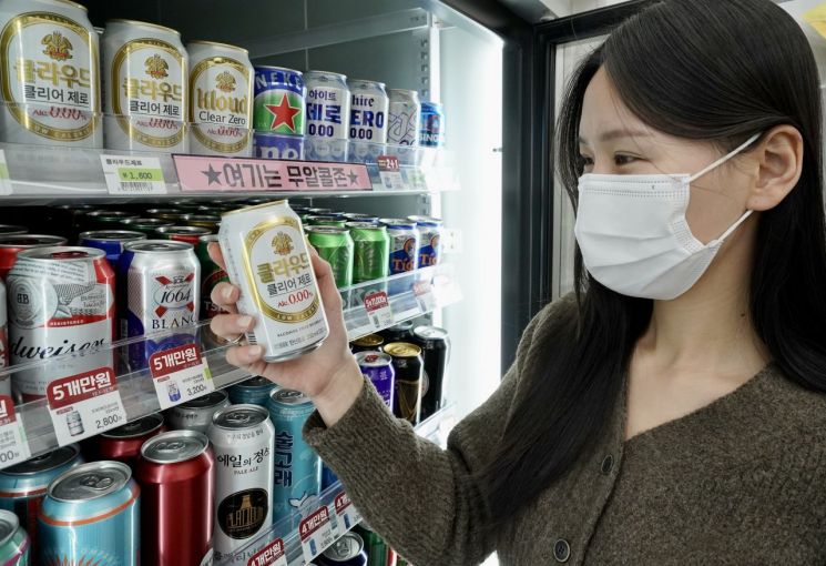 “술 못 마셔도 괜찮아”…무알콜 맥주가 뜬다