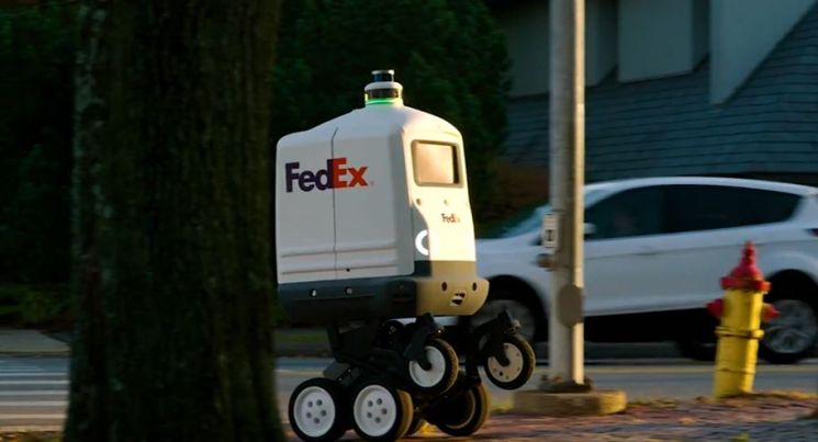 삼성도 '삼성봇' 만들까…로봇에 빠진 테크 기업들 [임주형의 테크토크]