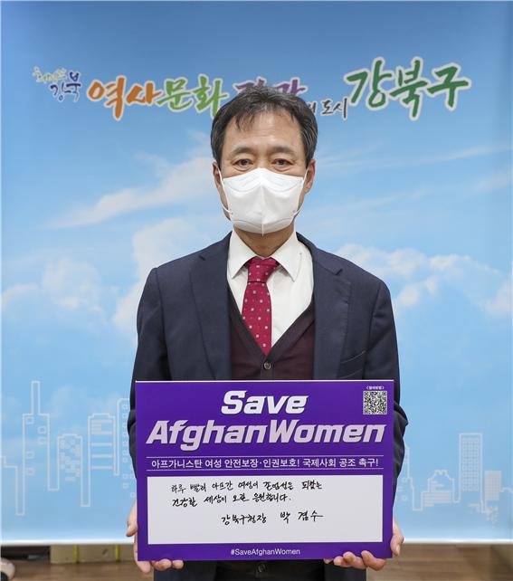 [포토]김부겸 국무총리, 영등포 타임스퀘어 방역현장 점검