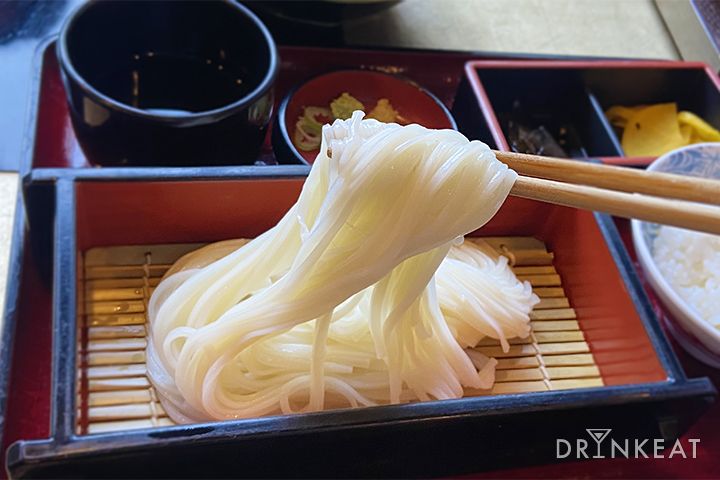 [미슐랭 먹어볼랭] 350년 역사의 일본 우동, 한국에서 맛보다
