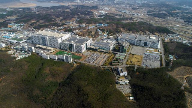 수요 침체 '직격탄'…LG디스플레이, 지난해 영업손실 2조850억원