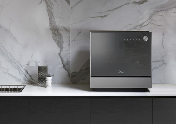 SK Magic 'Triple Care' Dishwasher. <br>[Photo by SK Magic]
