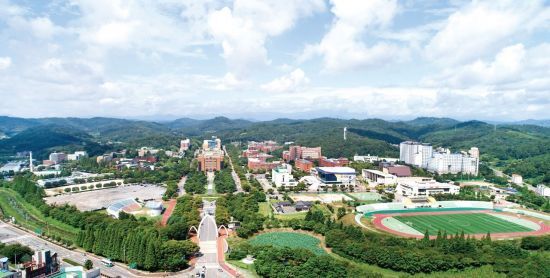 경상국립대 전경.