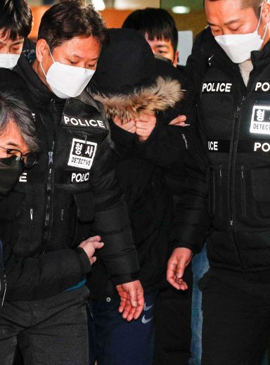 검찰, '엽기 막대 살해 혐의' 스포츠센터 대표 구속기소