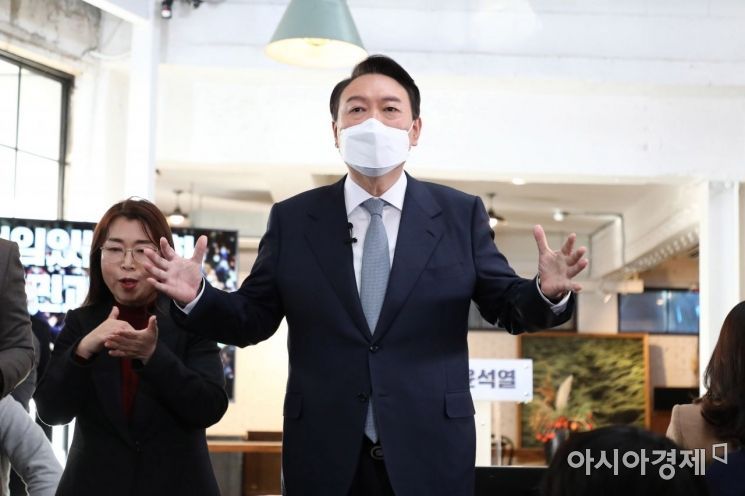 [Q&A] Yoon Seok-yeol: "Public institutions belong to the people... We should try the labor director system"