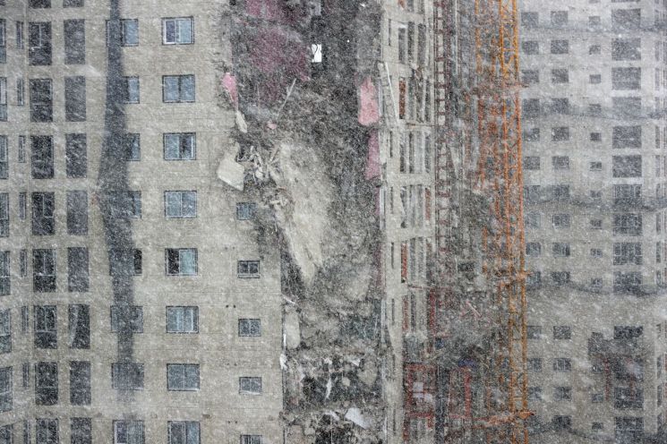 '무량판 구조' 사고규모 키웠나…와르르 '도미노 붕괴' 원인은