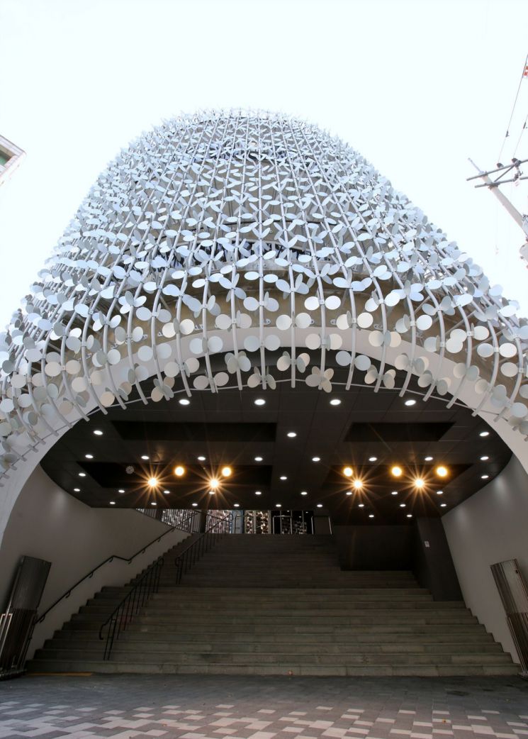 마포구 ‘안심홈세트’ 지원 범죄 불안감 89% 해소