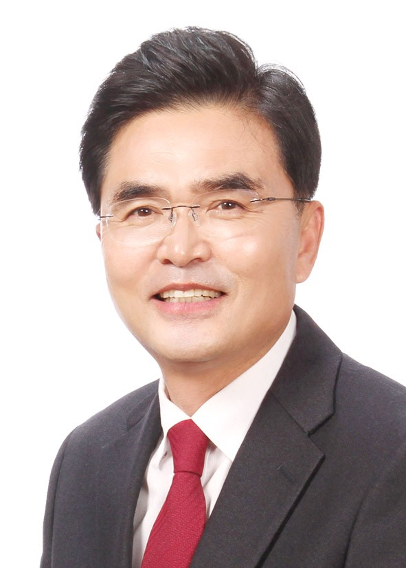 [인터뷰] ‘김태호 복심’ 최기봉 전 경남도지사 비서실장, 거창군수 선거 출사표