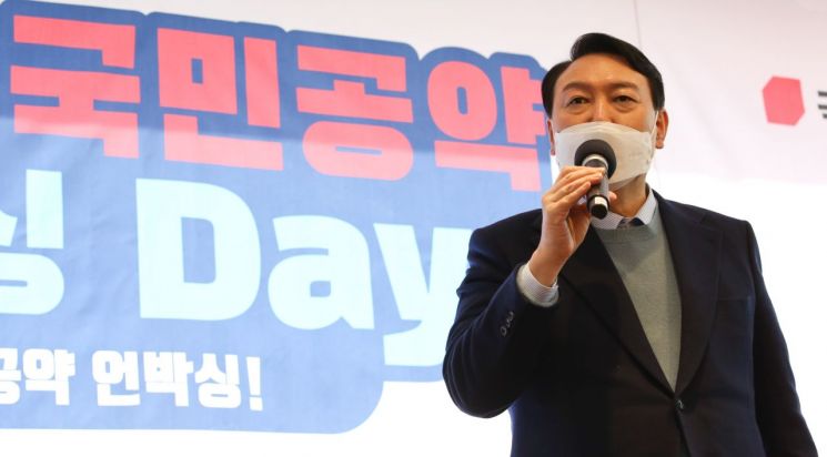 대선 후보의 '비전' 사라진 대선…세대·특정집단 겨냥한 '맞춤 공약'만 난무 