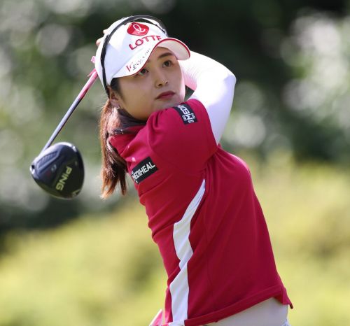 'LPGA 특급루키' 최혜진 10위 "데뷔전 순항"…박인비 "1년 3개월 만에 컷 오프"