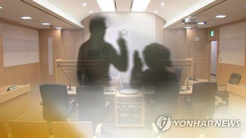 에이즈 진단을 받은 상태로 친딸을 성폭행한 30대 남성의 첫 공판이 열렸다. / 사진=연합뉴스