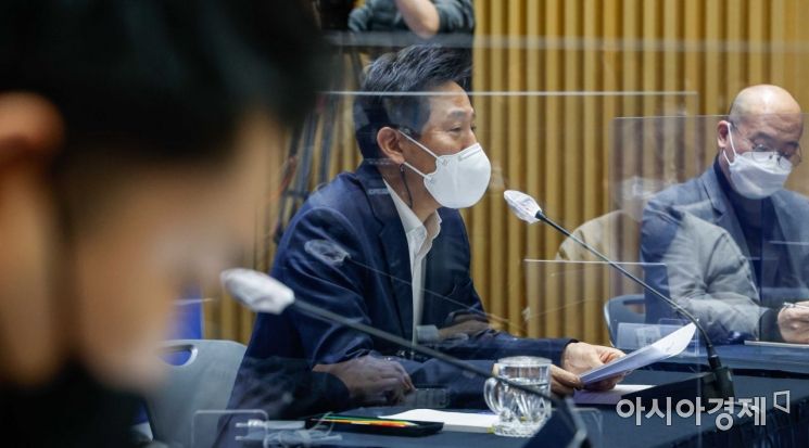 오세훈 서울시장이 7일 서울시청에서 신년기자회견을 하고 있다./강진형 기자aymsdream@