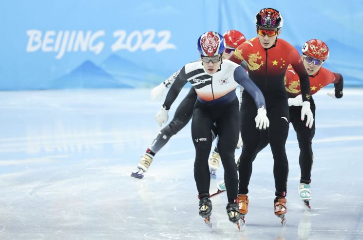 [속보]황대헌·이준서 남자 1000ｍ 결승 좌절