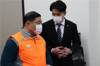 홍순탁 소방노조 위원장, 더불어민주당 오영환 의원