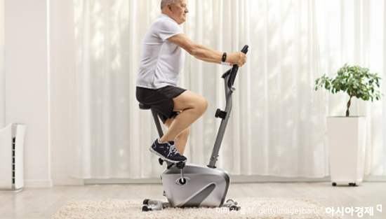 집돌이 집순이를 위한 '홈트' 완전정복[이진경의 건강상식]