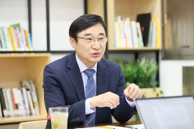 [인터뷰]이동진 도봉구청장 “자치분권 2.0 시대 도봉구가 앞장서 열어가겠다”
