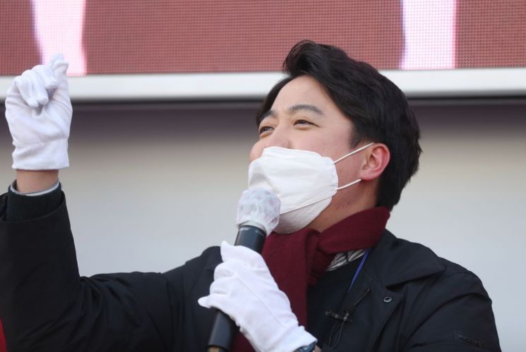 이낙연 "尹·국힘, 故 노무현·김대중 죽음 내몰았던 일 먼저 사과하라"