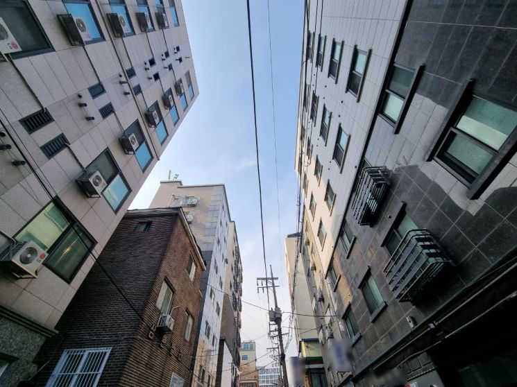 오른 전셋값과 부족한 전세 매물에 중기청 대출로도 주거품질이 좋은 방은 찾기 어려웠다./사진=황서율