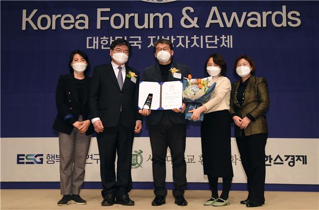 '2021 영등포 여의도 봄꽃축제' 축제콘텐츠대상 수상...송파구, 2021년 교통문화지수 서울시 1위