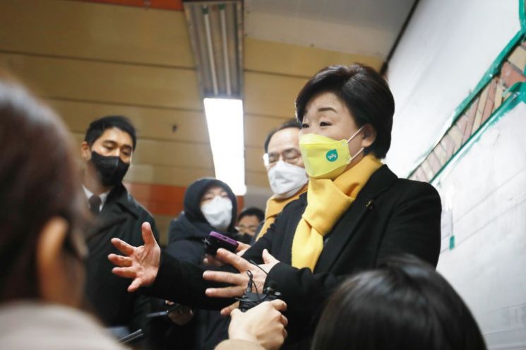 여성·장애인·노동자 어루만진 심상정…'지지율 반등' 성공할까