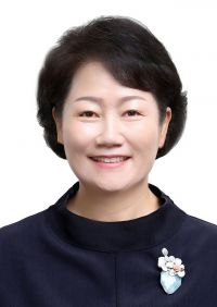 전경희 운영위원장