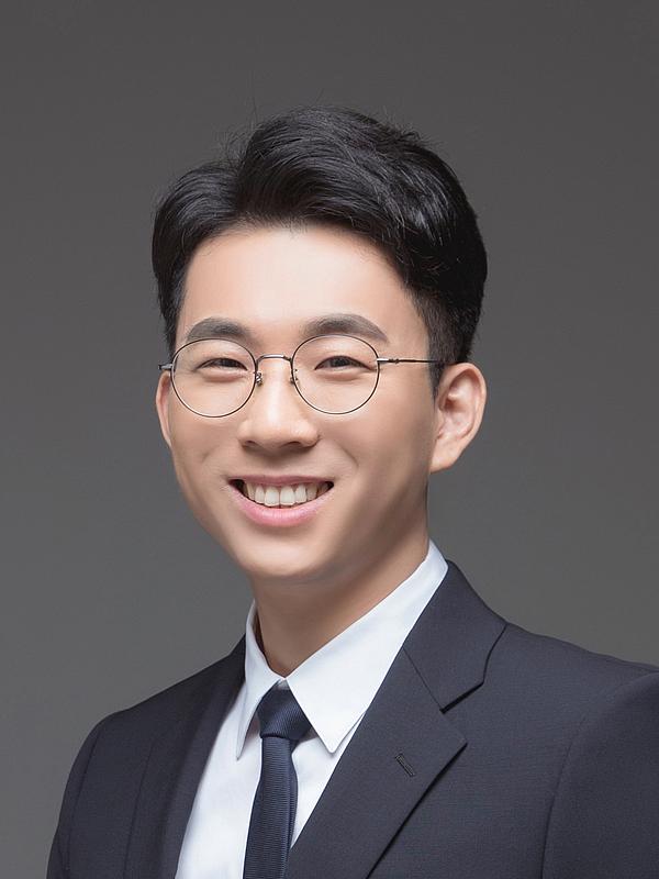 유니스트 이현욱 교수.