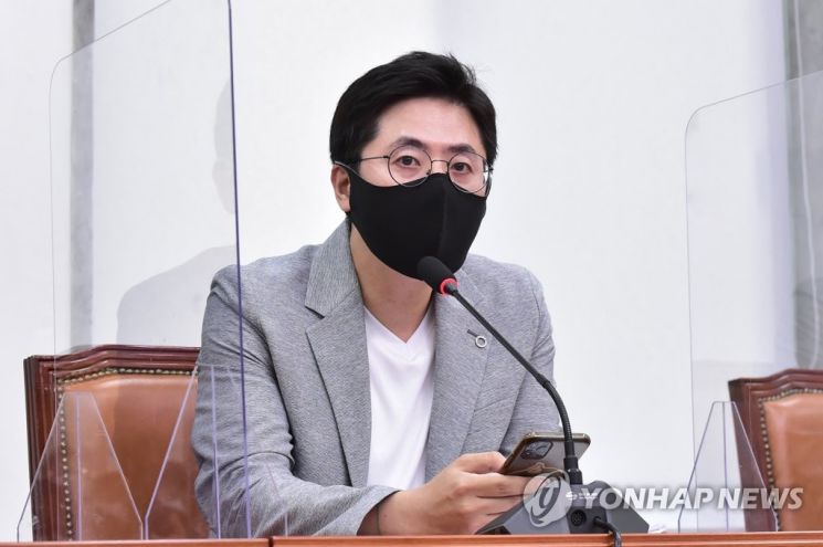 이동학 “韓 노동시간 긴 나라..사회적합의 거쳤던 ‘주52시간제’ 역행 안돼”