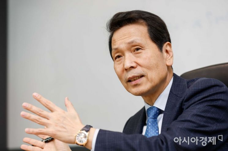 배재규 한국투자신탁운용 대표이사가 16일 서울 여의도 한국투자신탁운용에서 인터뷰 하고 있다./강진형 기자aymsdream@