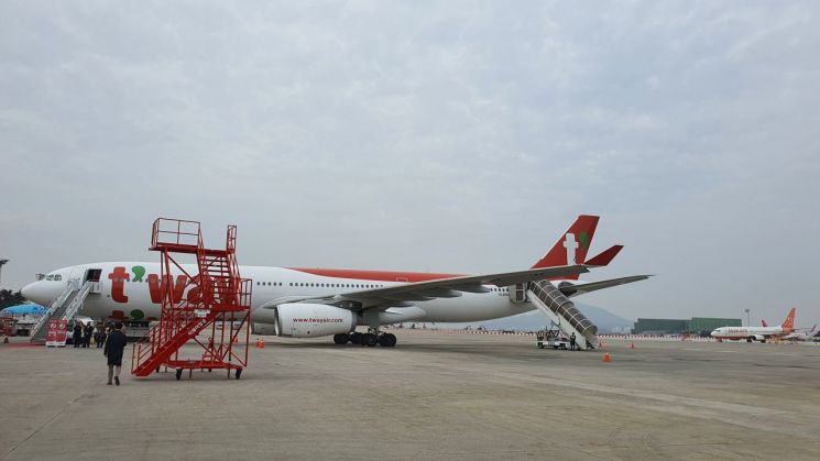 티웨이의 대형기 'A330-300' 모습.
사진=유현석 기자