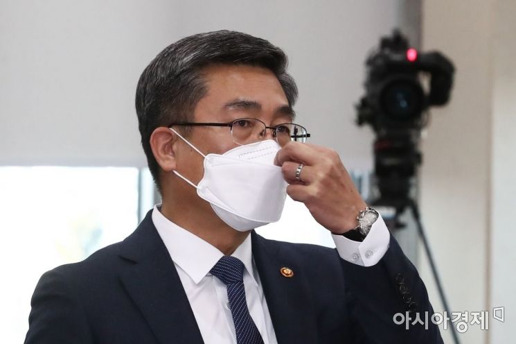 [종합]검찰, 서욱 전 국방장관 자택 압수수색 
