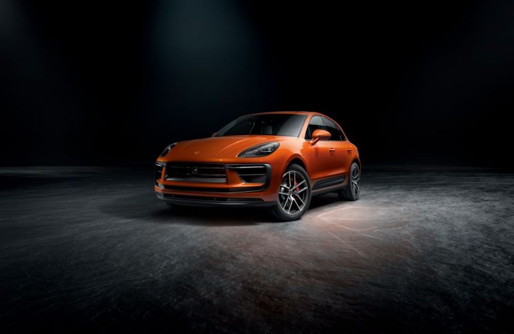 Porsche New Macan Launched in Korea... 95.6 Million KRW