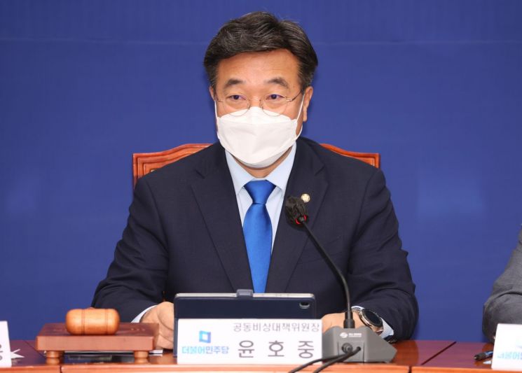윤호중 "尹, 법무부 업무보고 거절 '치졸'…법사위 소집"