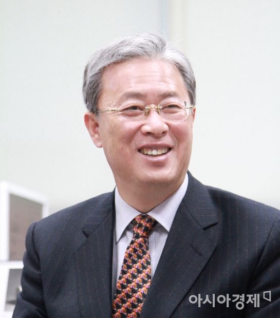 유성엽 전 의원, 전북도지사 출마 결정…3수의 한(恨) 풀까