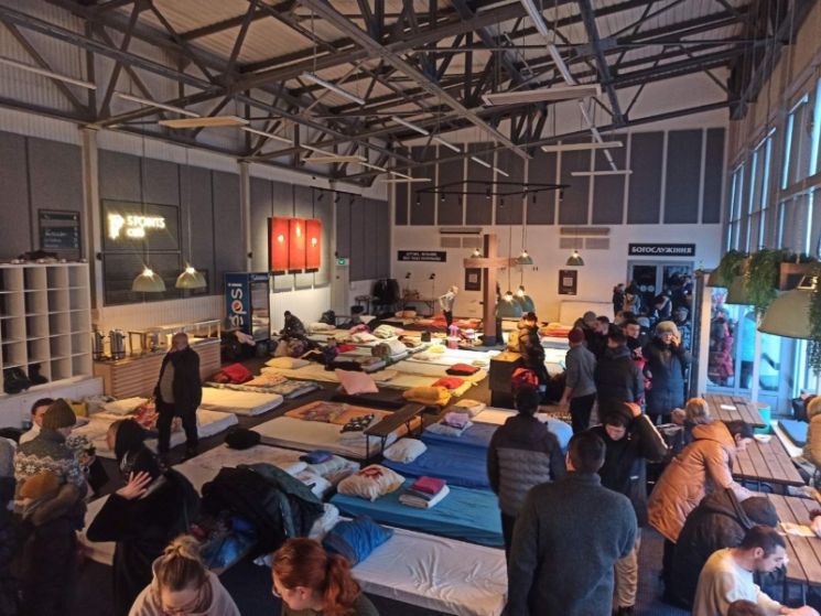 Relief activities of Asadal, the Koryoin Association in Dnipropetrovsk Oblast, Ukraine / Photo by Pyotr Park, Chairman