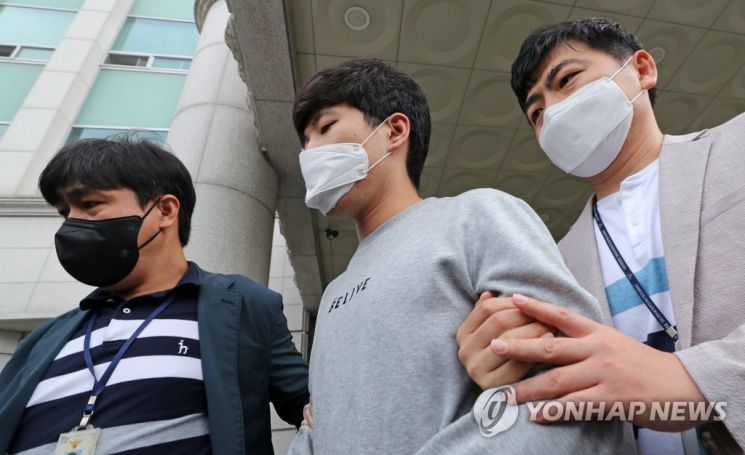 신상공개 당시 최찬욱 / 사진=연합뉴스
