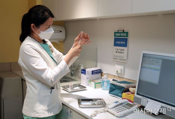간호사 관련 국민청원, '처우 개선' 절반… 脫한국 간호사도 급증