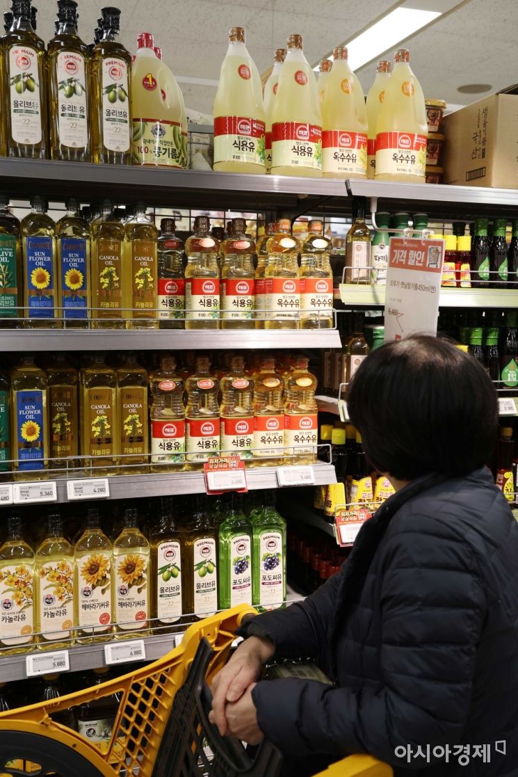 식탁 물가에 공급망까지 흔든다…GMO 규제의 역설