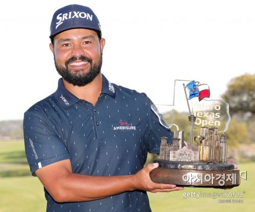 [골프토픽] ‘카우보이’ 스폰 "세계랭킹 139계단 치솟아"…셰플러 ‘넘버 1’