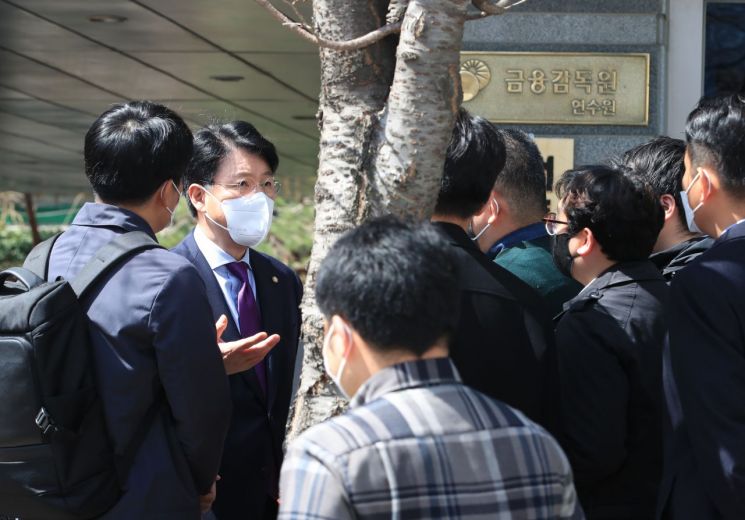 장제원 "청와대 개편 고민 많아…조직 축소하는 방향 논의"