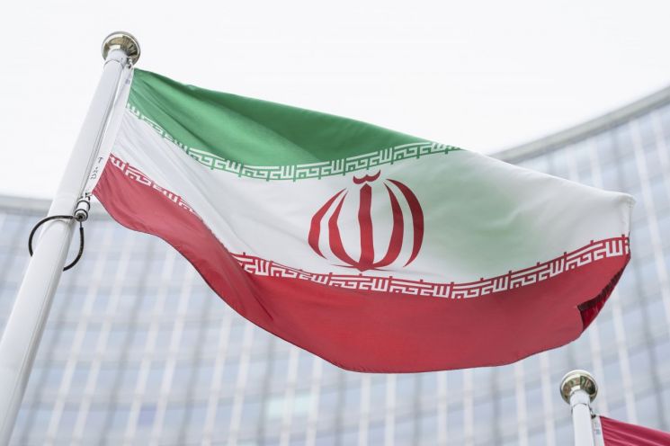 이란 "한국 내 동결자금 문제 해결 실질적 움직임 없어"