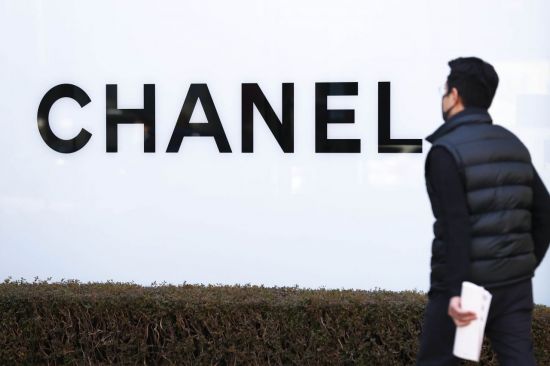 Chanel Imposes Per-Person Purchase Limits on Korean Flap Bags, "May Expand Items and Countries"