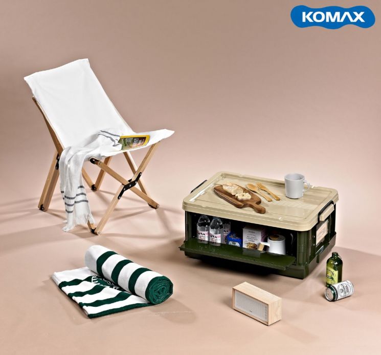 코멕스, 폴딩 캠핑 박스 56L. [사진제공=코멕스산업]