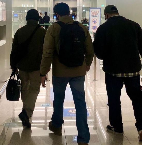 이근과 우크라 간 '가짜사나이' 로건 "국가에 큰 물의…비판 수용할 것"