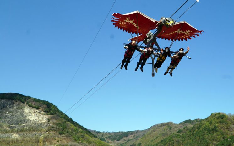 [조용준의 여행만리]신선 노닐던 두타산 베틀바위‥한걸음 더 가까이 가다