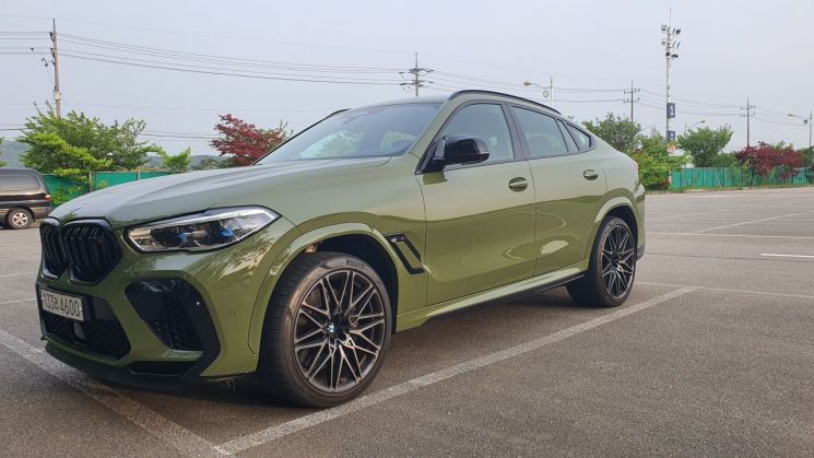 [타볼레오]BMW 'X6 M'…폭발적인 성능의 질주 본능