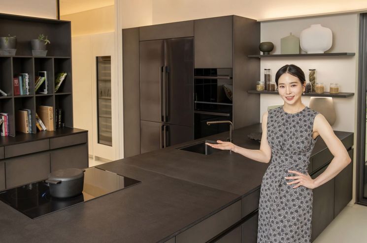 [Report] Thousands of Dollars for a Single Refrigerator... Visiting Samsung Luxury Showroom Daiko House
