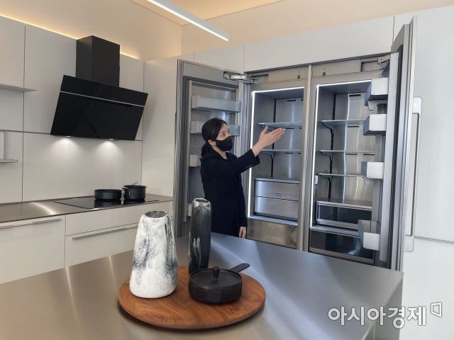 [Report] Thousands of Dollars for a Single Refrigerator... Visiting Samsung Luxury Showroom Daiko House